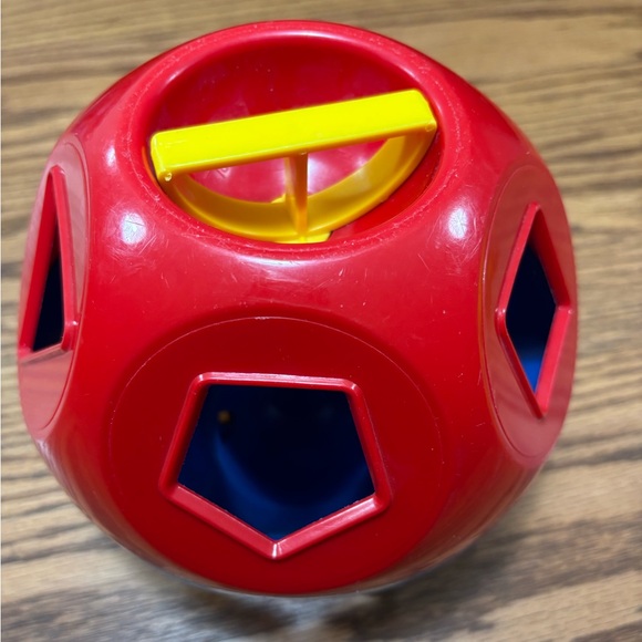 TUPPERWARE Toys Shape O Ball Red Blue Yellow Shapes Sorter Complete 10 - Picture 6 of 7